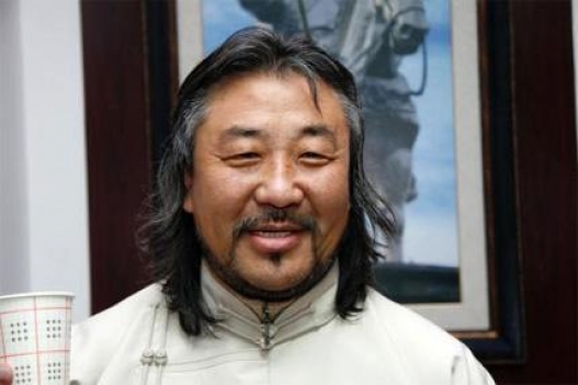 “Нэгдүгээр сарын 16-ны шөнө” жүжгийг тайзнаа амилуулна